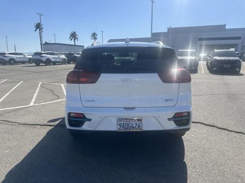 Used 2022 Kia Niro EV EX PremiumImage 5