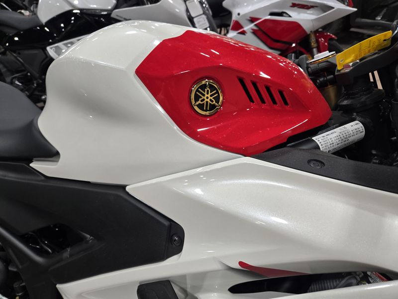 USED 2026 YAMAHA YZF-R3 ABS 70TH ANNIVERSARY EDITION Image 11