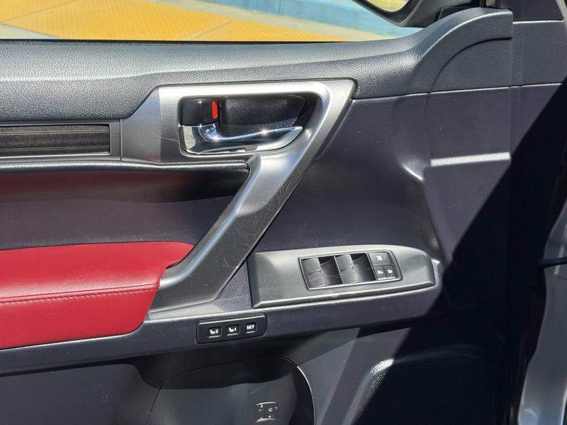 Used 2023 Lexus GX 460 PremiumImage 17