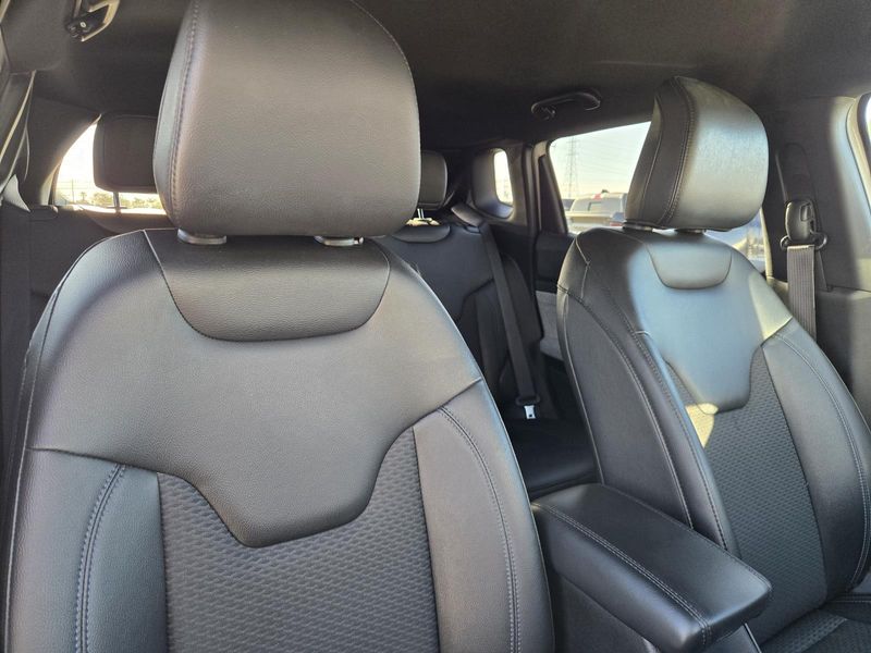 Used 2024 Jeep Compass Latitude 4x4