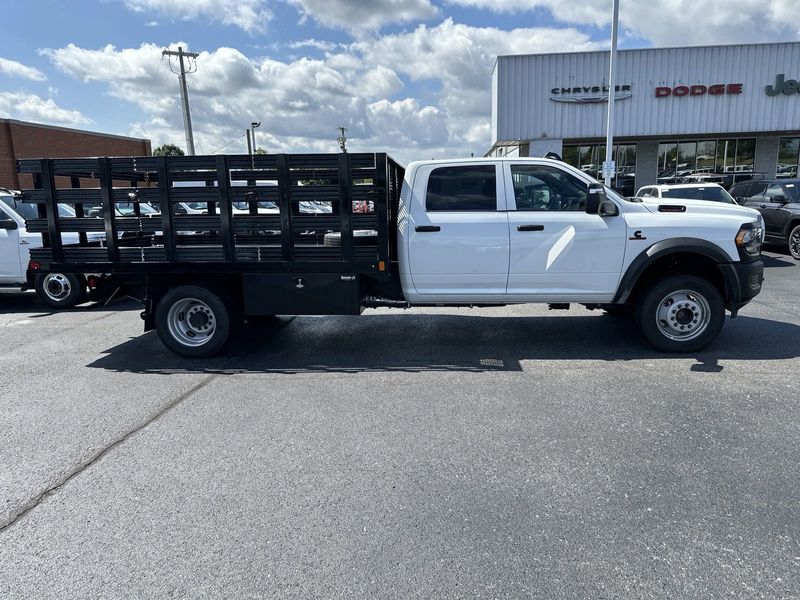 2024 RAM 5500 Tradesman Chassis Crew Cab 4x4 84