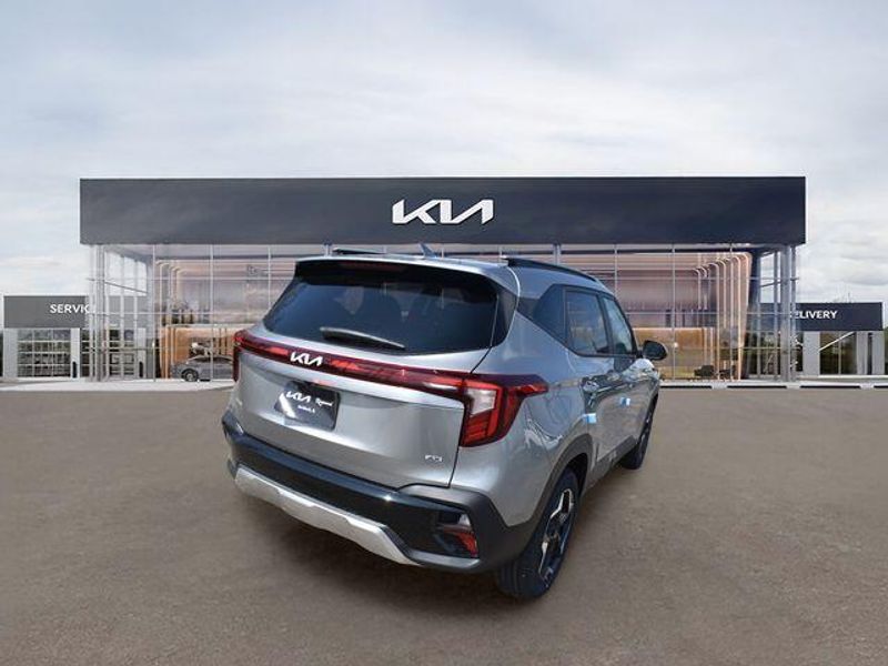 New 2026 Kia Seltos SImage 4