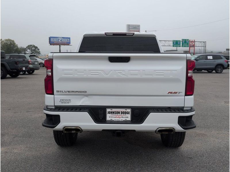 Used 2020 Chevrolet Silverado 1500 RSTImage 4