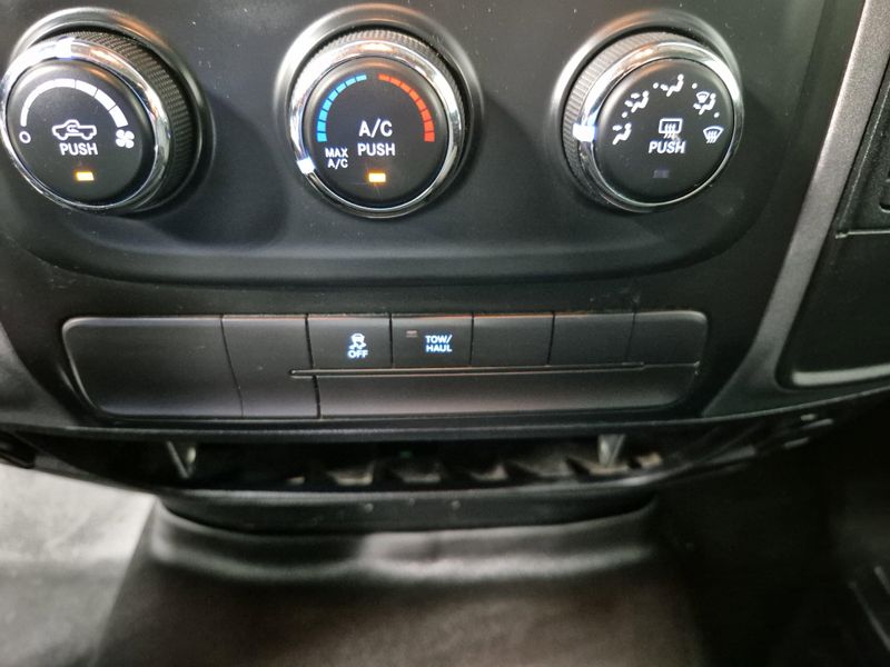 2017 RAM 1500 ExpressImage 28