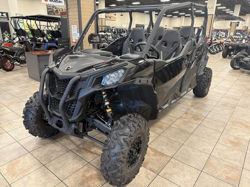 New 2025 Can-Am MAVERICK SPORT MAX DPS 1000R Image 13