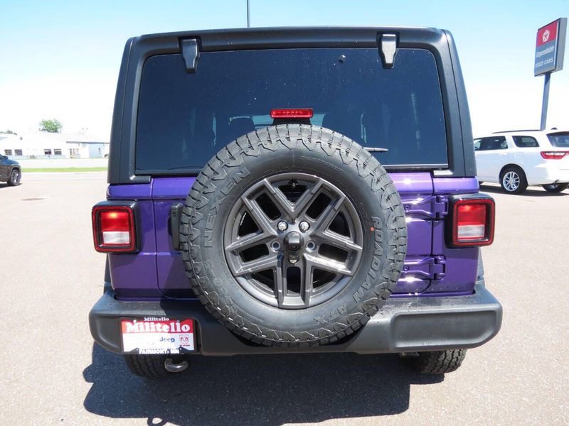 New 2026 Jeep Wrangler Sport RHD 4x4 4dr SUVImage 8