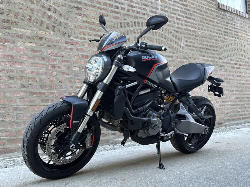 2020 Ducati Monster 821 Stealth  Image 4