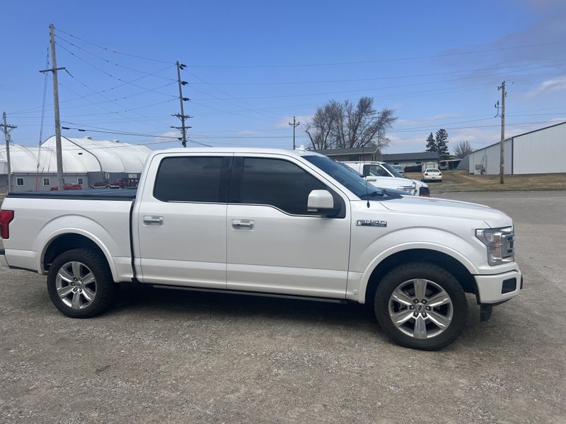 Used 2019 Ford F-150 LimitedImage 1