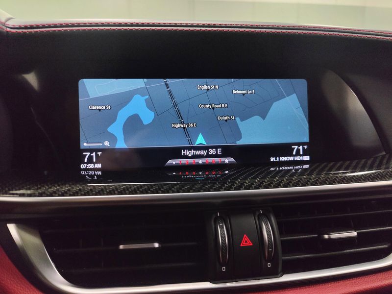 Used 2019 Alfa Romeo Stelvio Nero Quadrifoglio AWD w/SunroofImage 11