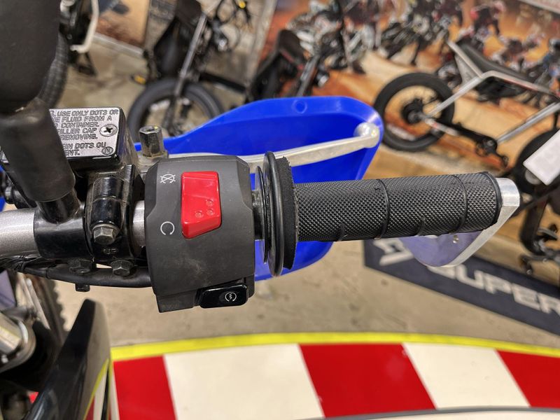 Used 2022 Kawasaki KLX230 SE Image 16