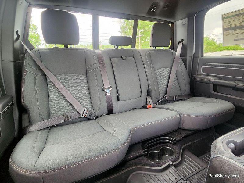 New 2025 RAM 2500 Big Horn Crew Cab 4x4 6'4' Box