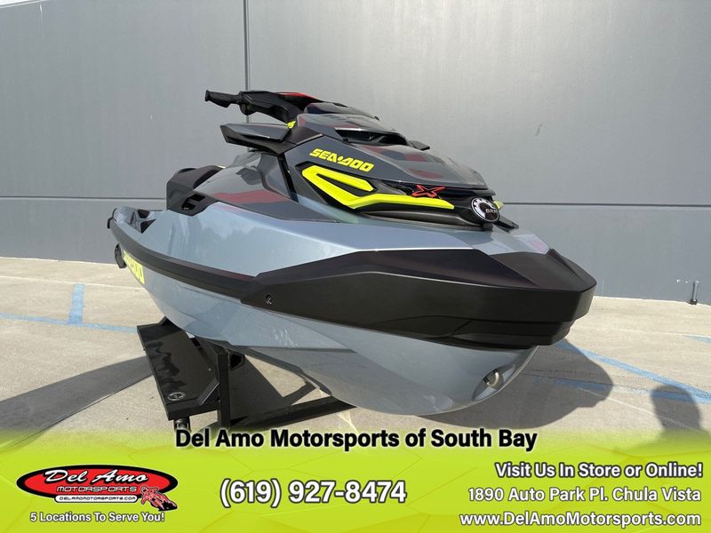 2024 Sea-Doo RXT-X 325 (SOUND SYSTEM) Image 2