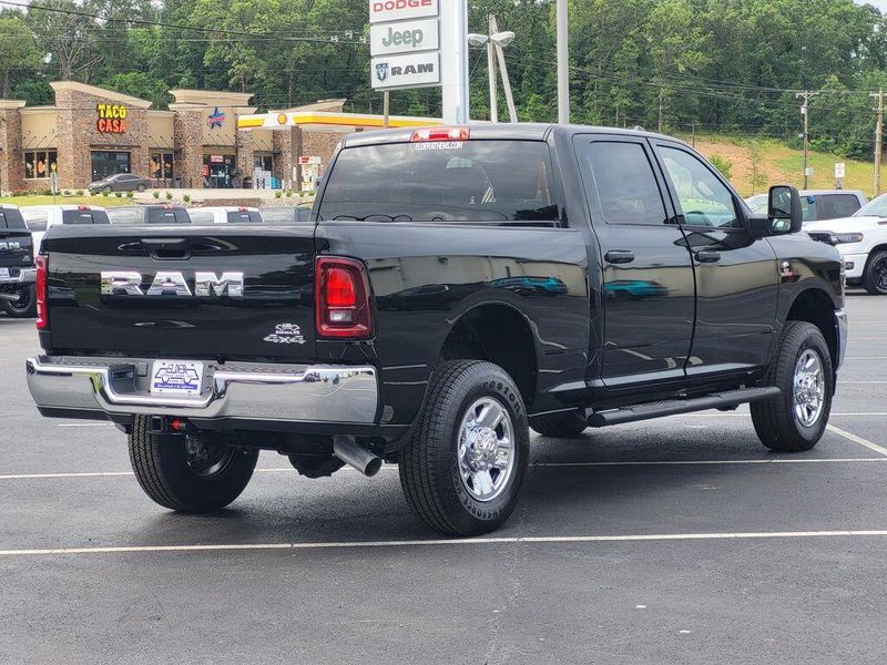 2025 RAM 2500 Tradesman Crew Cab 4x4 6