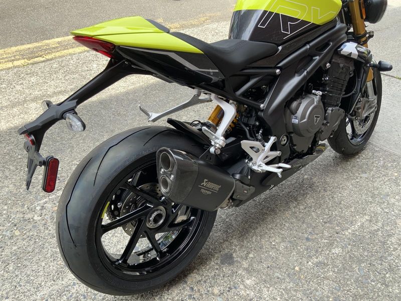 2025 Triumph SPEED TRIPLE 1200 RX 