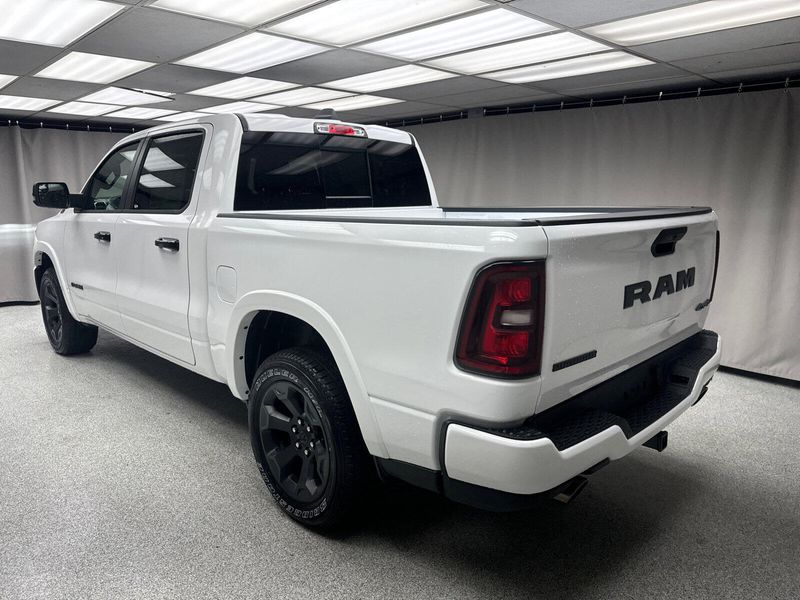 2025 RAM 1500 Big Horn Crew Cab 4x4 5