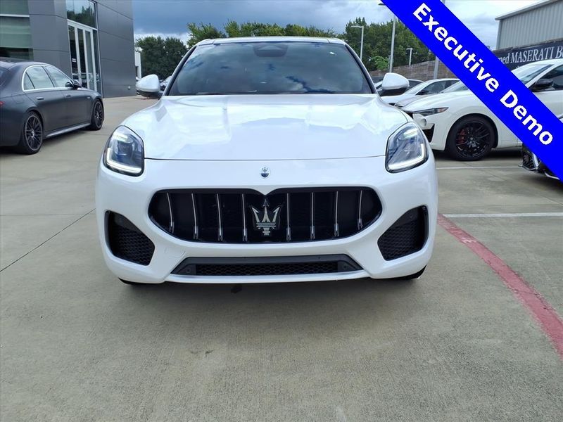 New 2025 Maserati Grecale Image 4
