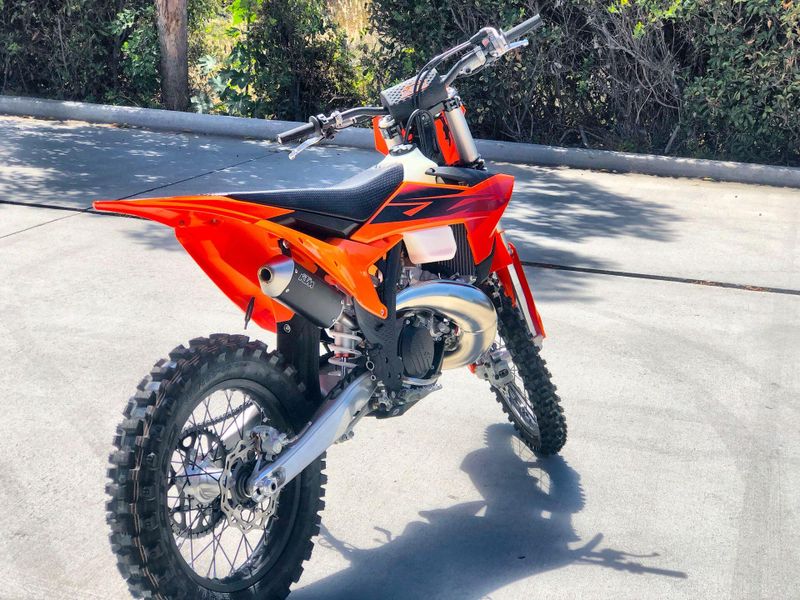 New 2027 KTM 250 XC Image 17