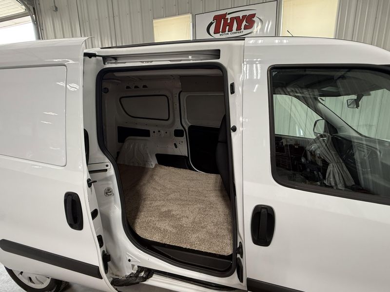 Used 2017 RAM ProMaster City Tradesman SLTImage 9