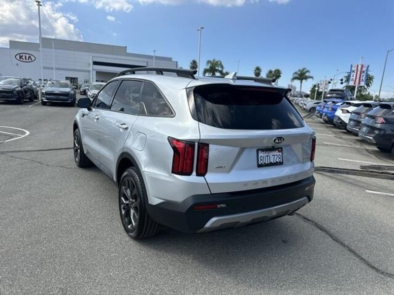 Used 2021 Kia Sorento SX Prestige X-LineImage 3