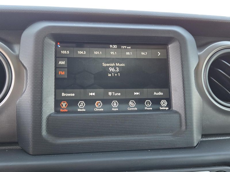 Used 2022 Jeep Wrangler Willys 4x4