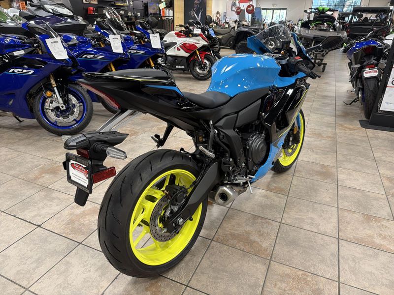 New 2026 Yamaha YZF-R7 Image 17