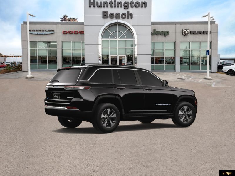 2023 Jeep Grand Cherokee 4xe Base 4x4 in a Diamond Black Crystal Pearl Coat exterior color and Global Blackinterior. BEACH BLVD OF CARS beachblvdofcars.com 