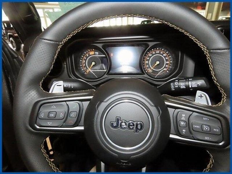 2025 Jeep Wrangler Rubicon 392Image 13