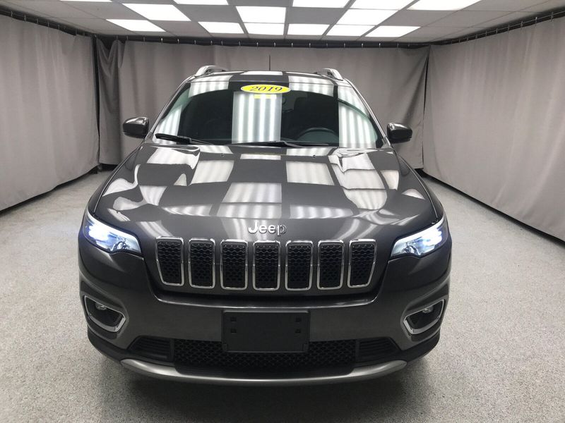 2019 Jeep Cherokee LimitedImage 18