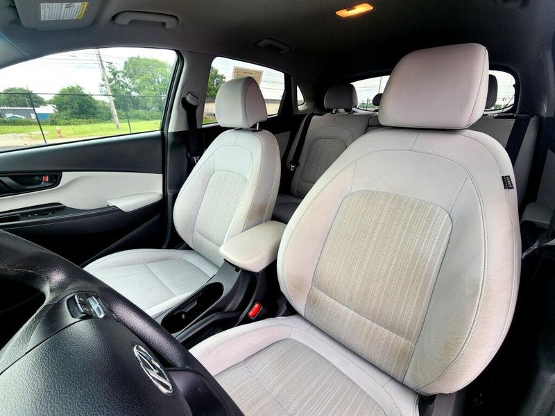 Used 2023 Hyundai Kona SEL