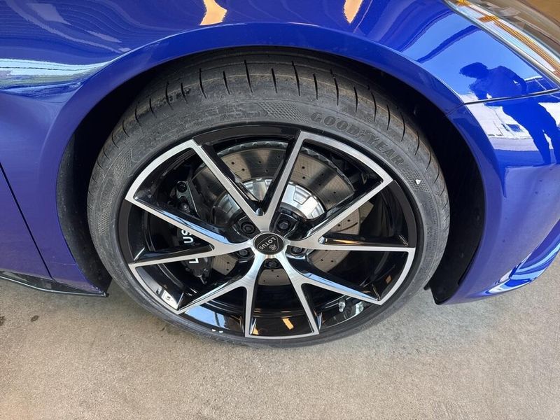 2025 Lotus Emira 