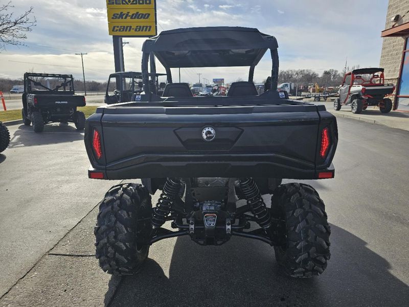New 2026 Can-Am COMMANDER XT 1000R 