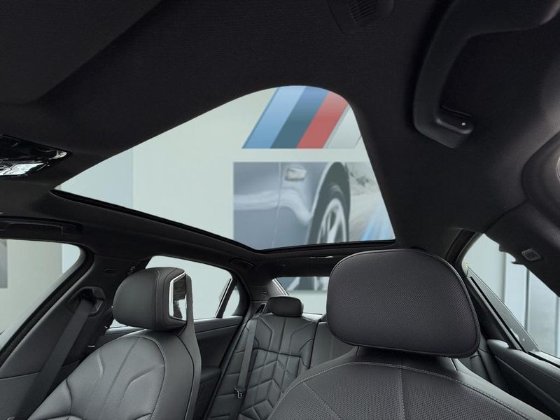 2025 BMW 7 Series 760i xDriveImage 21