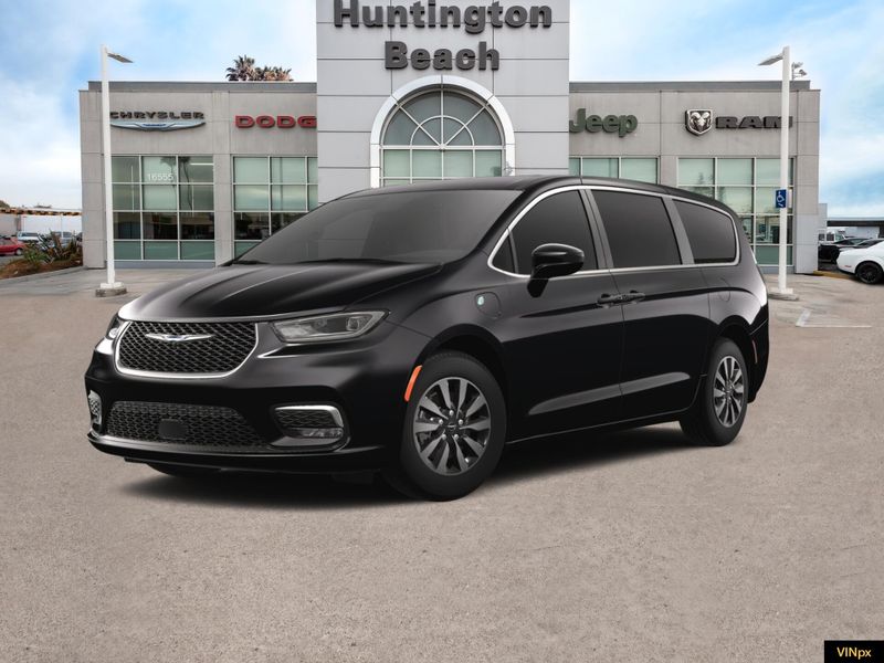 2025 Chrysler Pacifica Hybrid SelectImage 1