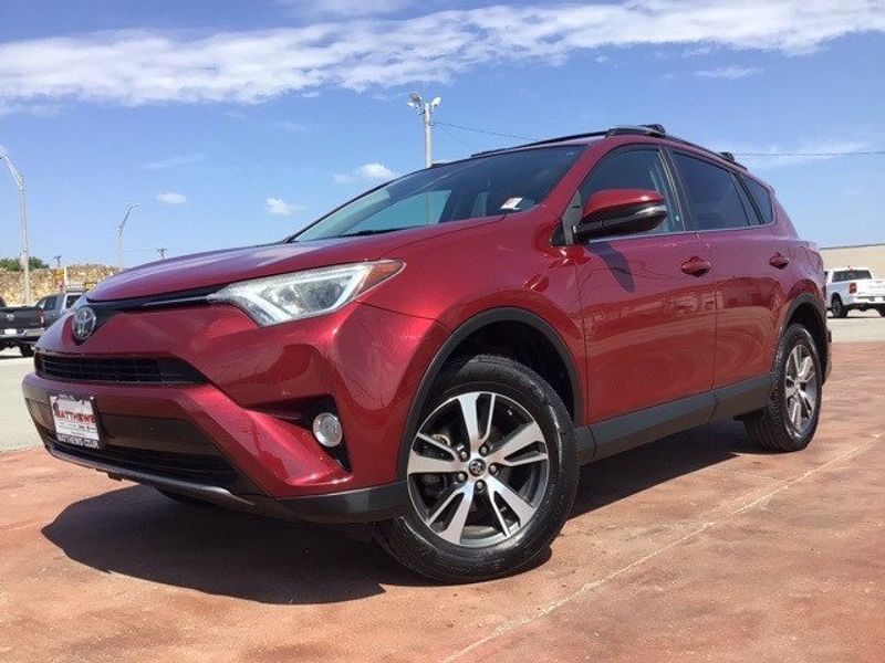 2018 Toyota RAV4 XLEImage 9