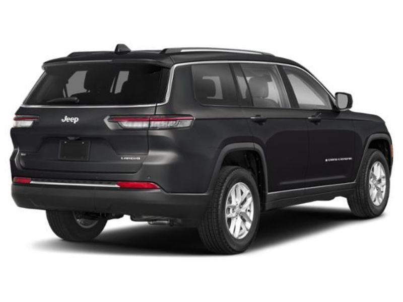 2025 Jeep Grand Cherokee Limited 4x4Image 3