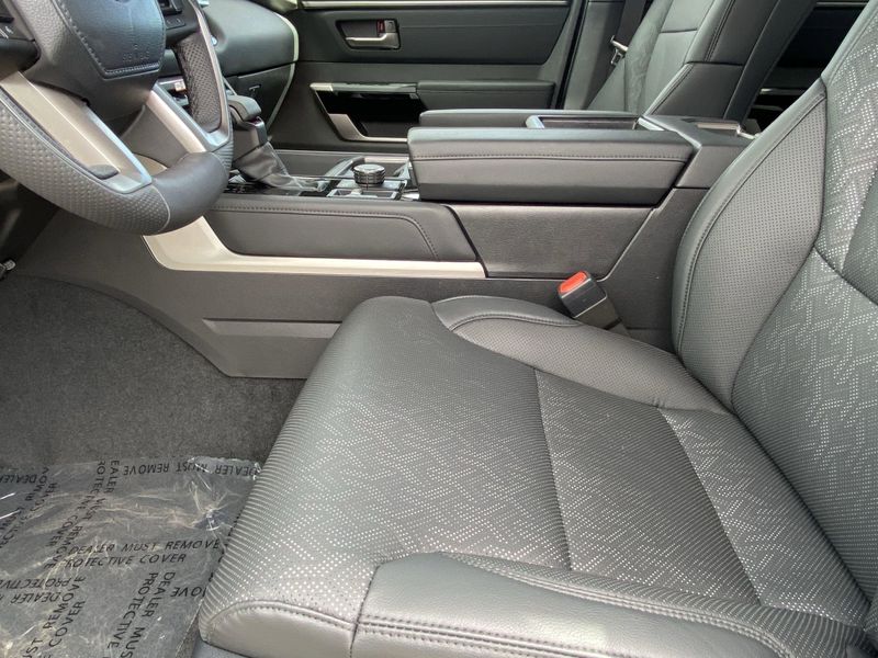 2025 Toyota Tundra LimitedImage 14