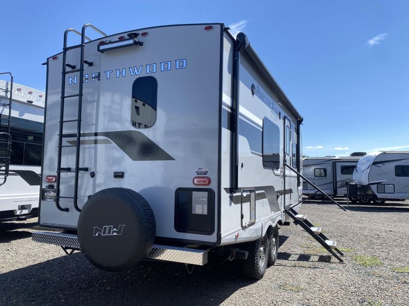 New 2026 ARCTIC FOX 22GT EDGE Image 3