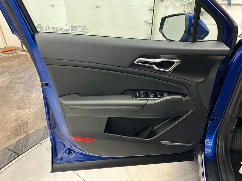 2023 Kia Sportage EXImage 19