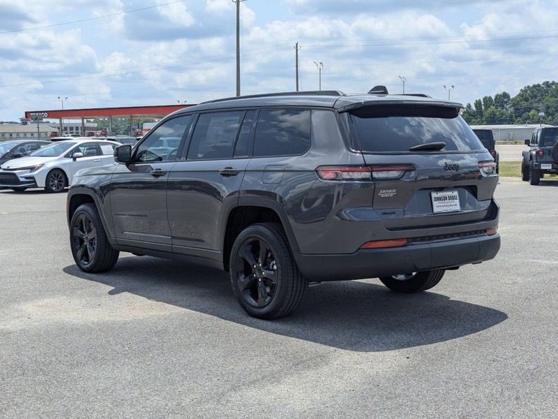 2024 Jeep Grand Cherokee L Altitude 4x4Image 5