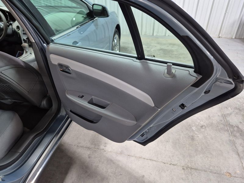 2009 Chevrolet Malibu LT w/1LTImage 10