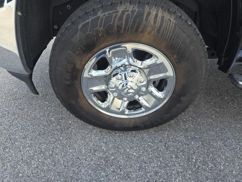 2024 Ram 2500 Big Horn photo 8