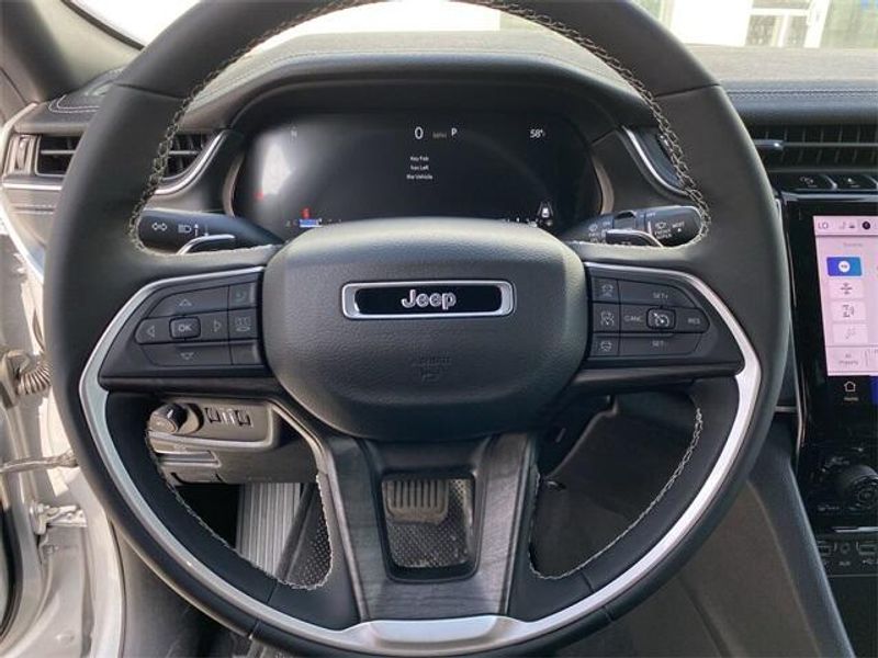 2024 Jeep Grand Cherokee Limited 4x4Image 17