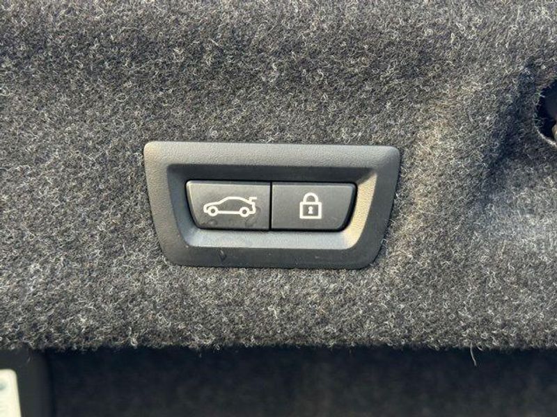 Used 2022 BMW 4 Series M440iImage 17