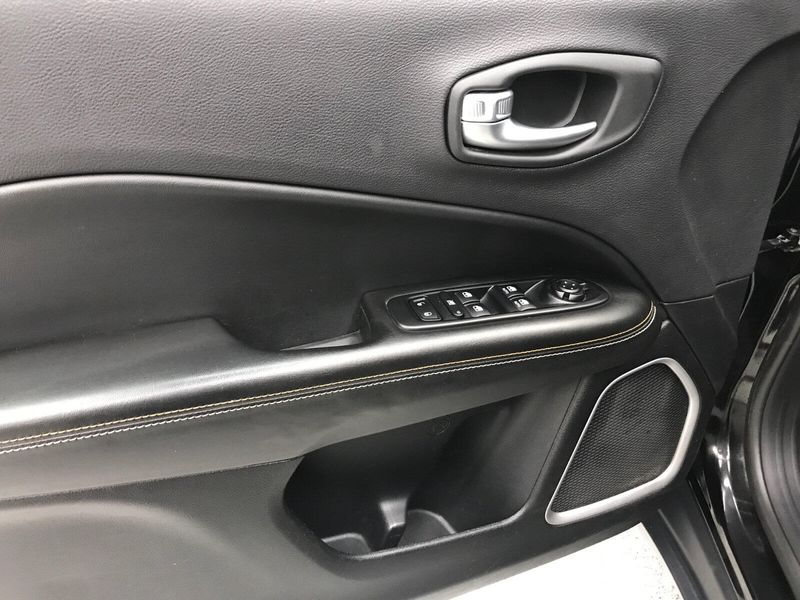 2018 Jeep Compass LatitudeImage 3