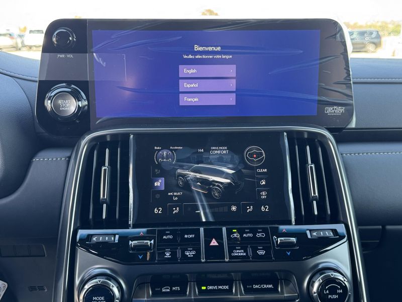 New 2026 Lexus LX 600 LuxuryImage 25