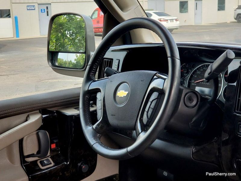 Used 2022 Chevrolet Express Cargo Image 10