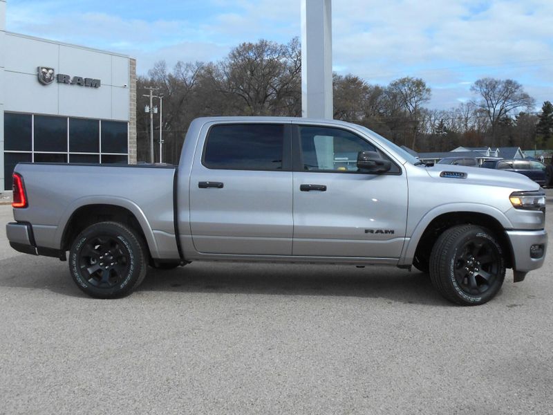2025 RAM 1500 Big Horn Crew Cab 4x4 5