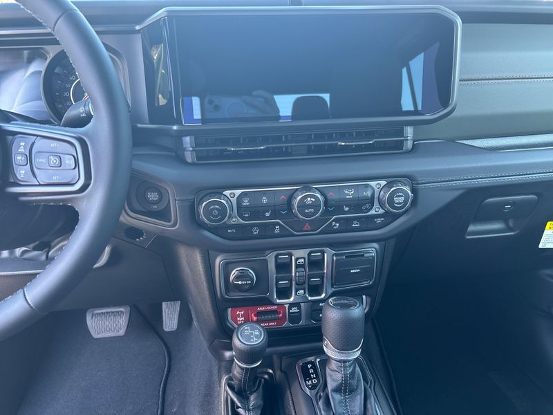 New 2026 Jeep Gladiator Mojave X 4x4Image 28