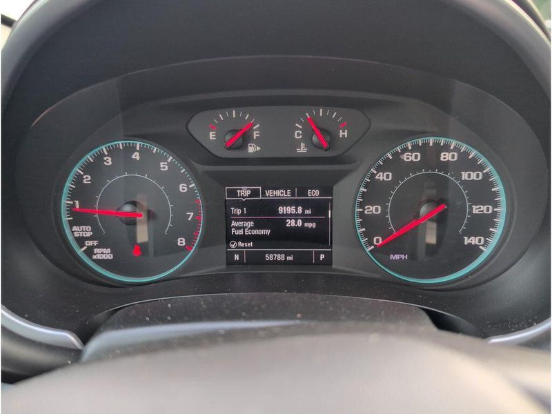 Used 2024 Chevrolet Malibu LTImage 21