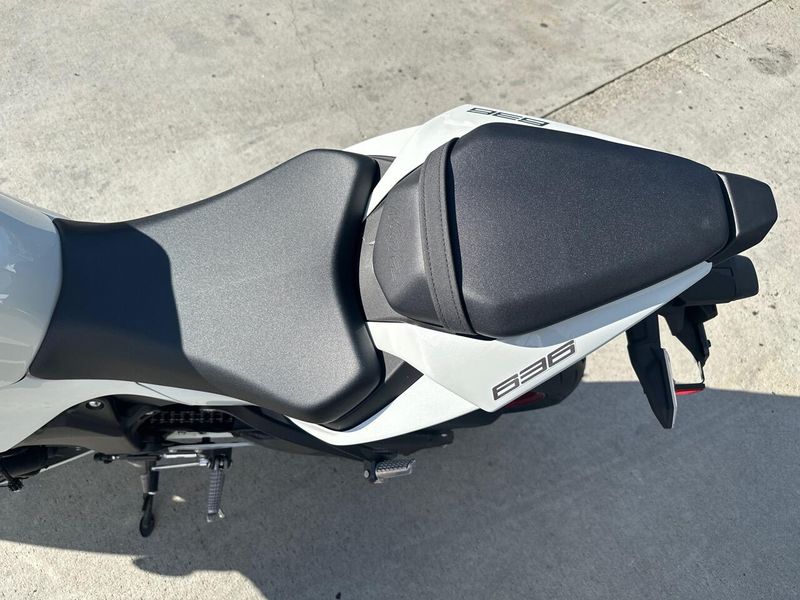 New 2025 Kawasaki NINJA ZX-6R Image 12